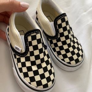 Baby checkerboard slip on Vans